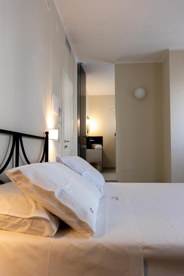 Oronti Accommodations Lecce Exterior photo