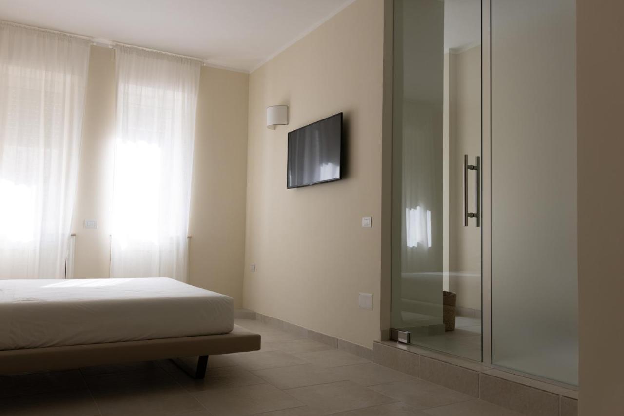 Oronti Accommodations Lecce Exterior photo