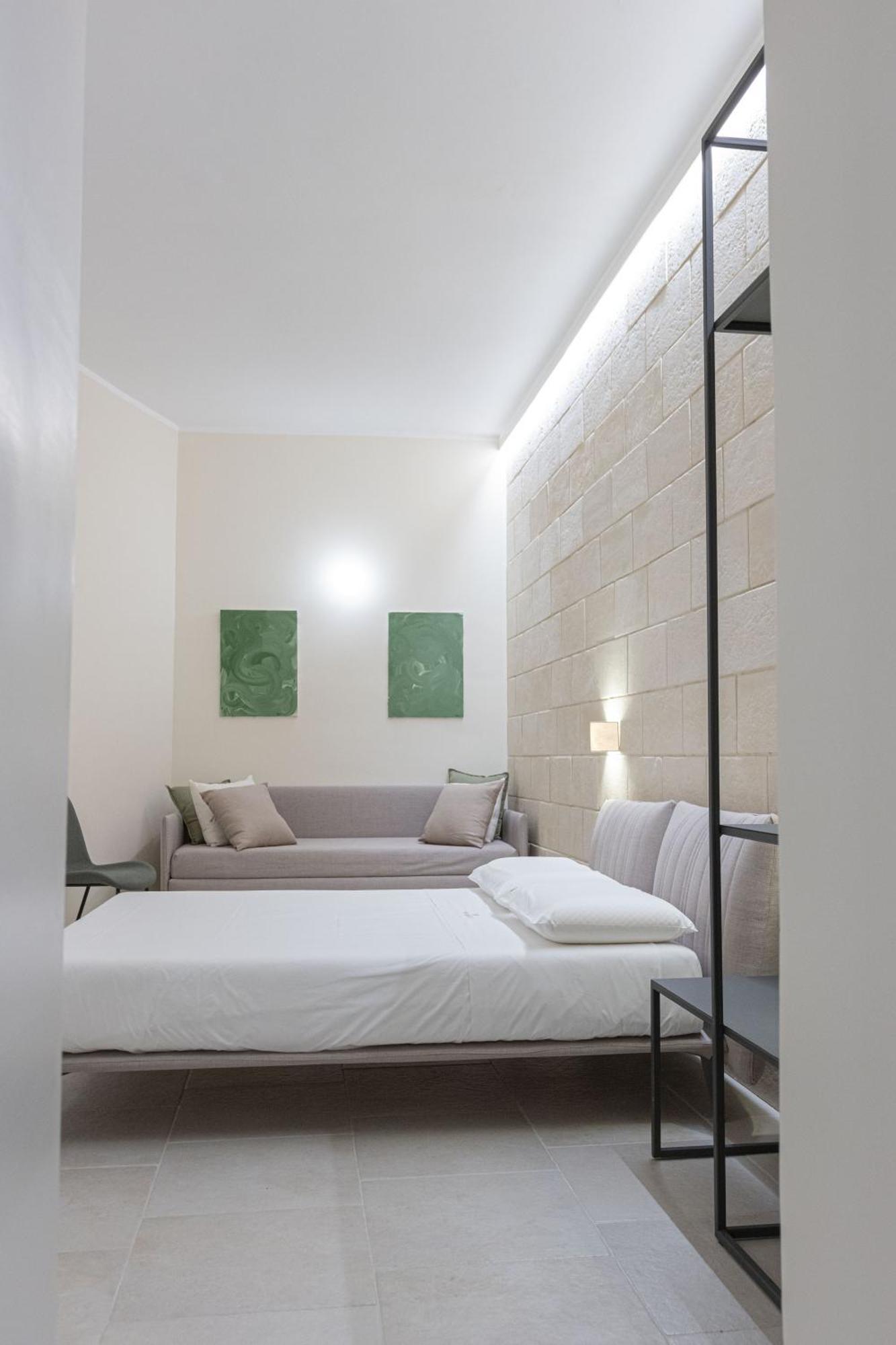 Oronti Accommodations Lecce Exterior photo