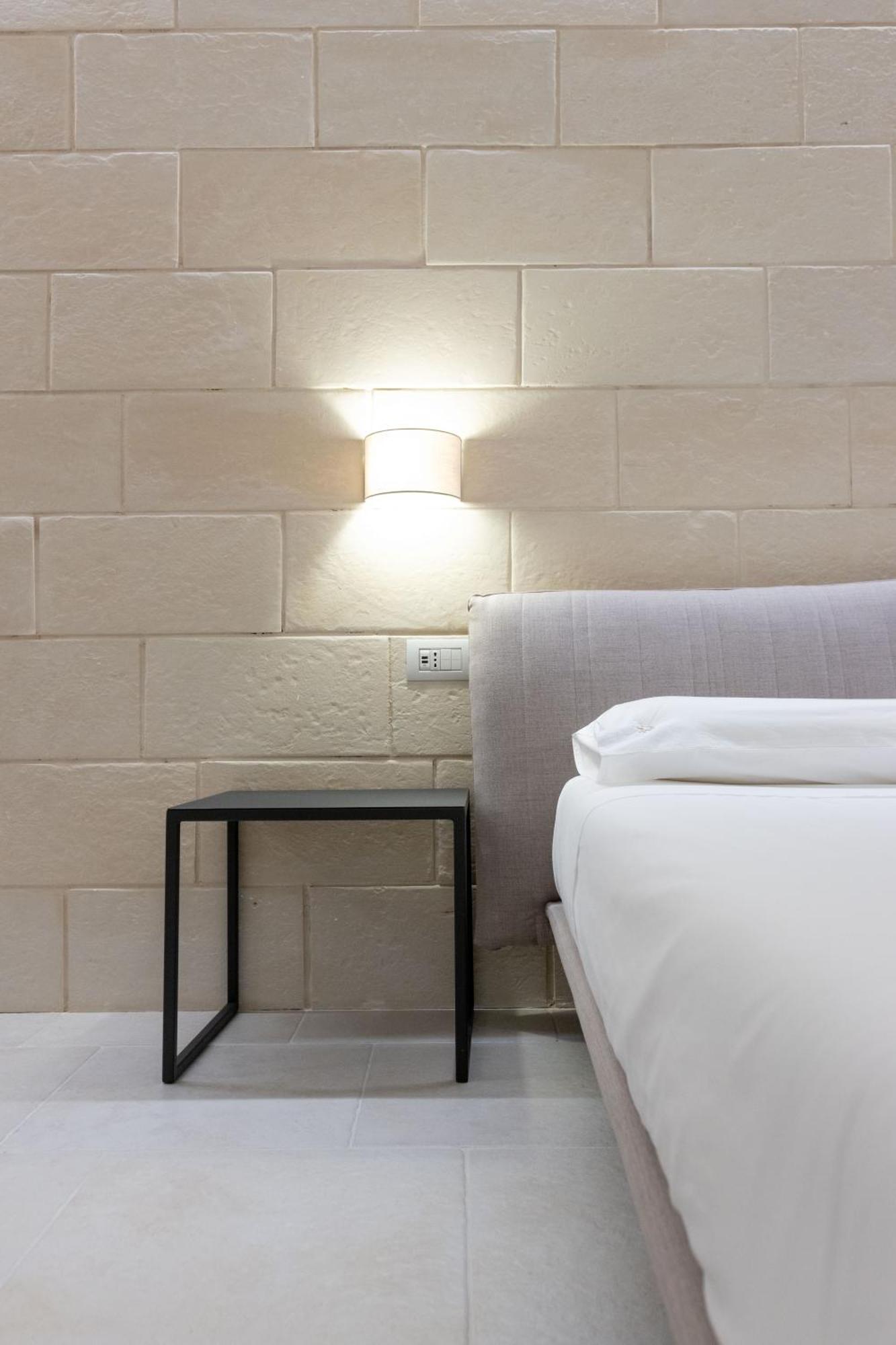 Oronti Accommodations Lecce Exterior photo